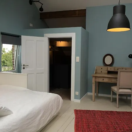 Fenetre Sur Le-haut-clocher Apartment *